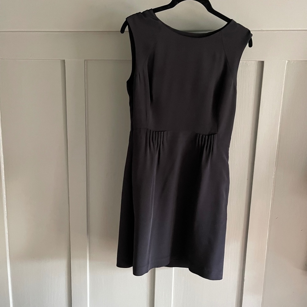 Theory shift dress sz 2